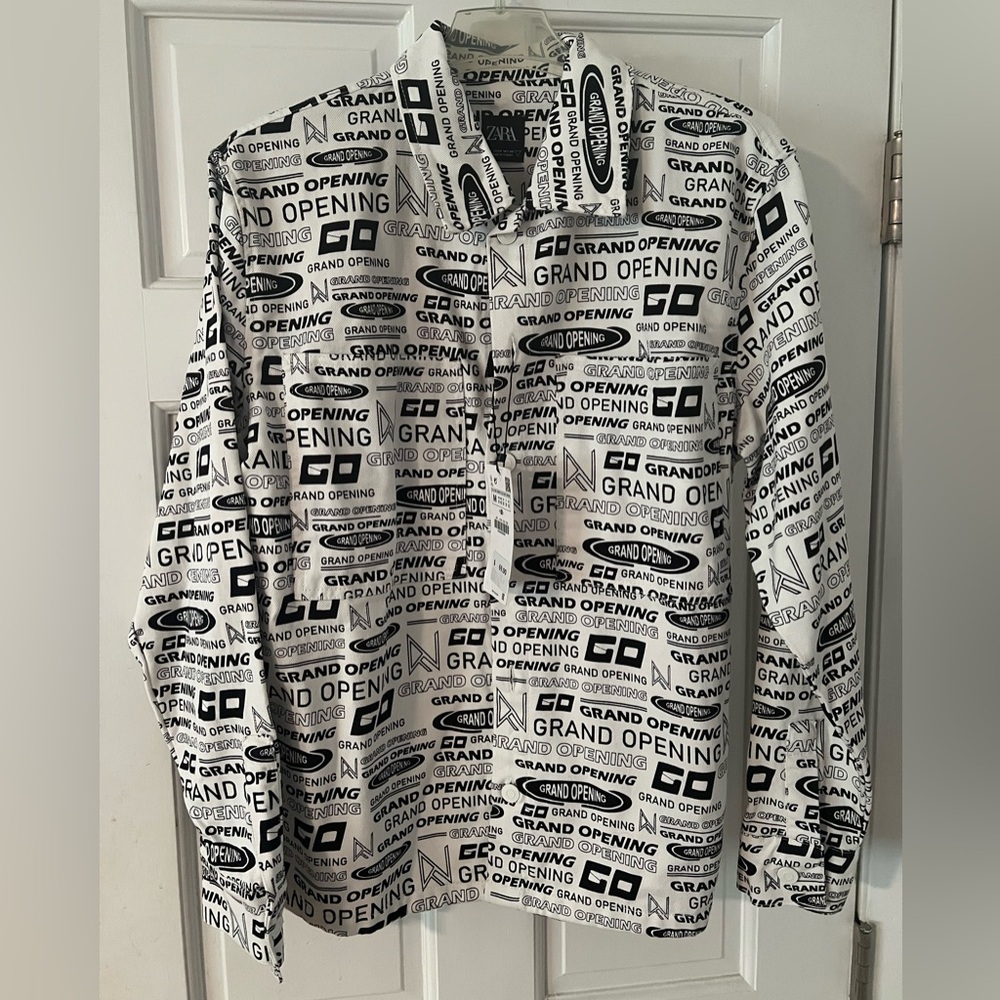 (NWT) White Zara Graphic Coat